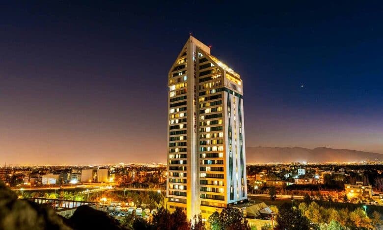 الفنادق المريحة والأفضل في شيراز: أين تقيم أفضل الفنادق في شيراز (فندق جمران جراند)