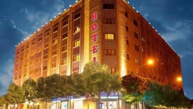 فندق فردوسي طهران: مزيج من الحداثة والتقاليد فندق فردوسي جراند طهران