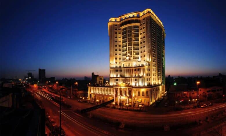 أفضل خيار للإقامة الفاخرة في مشهد: فندق قصر طلائي الذهبي أفضل خيارات حجز الفنادق في مشهد